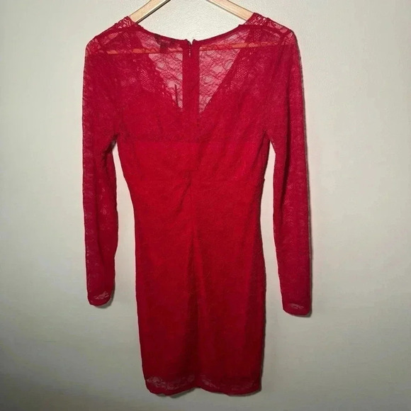 NWT GUESS TAILA NETTED LACE MINI DRESS S - Picture 8 of 8